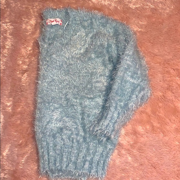 Turquoise Cropped sweater - Picture 3 of 3